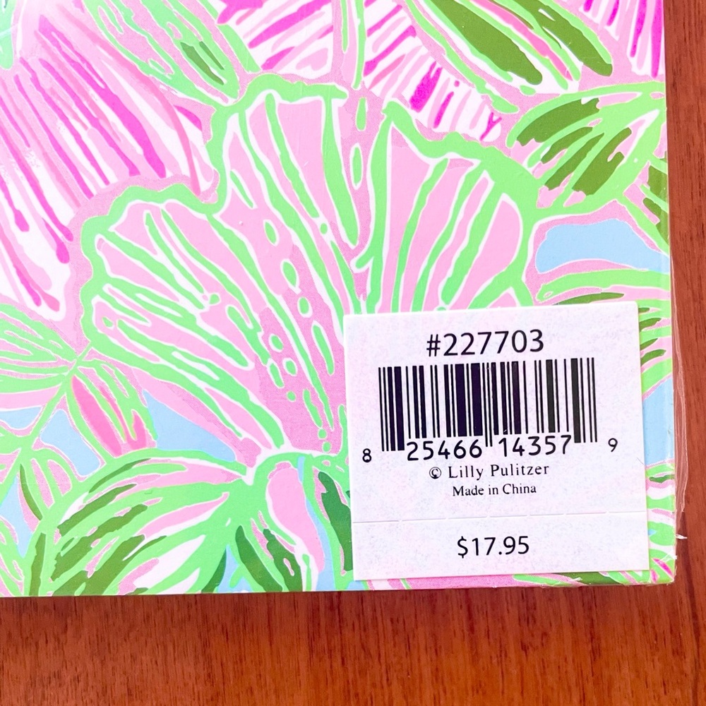 NWT Lilly Pulitzer Weekly Planner Notepad - Picture 4 of 4